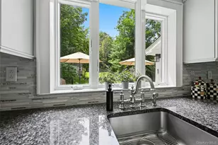 18 Washington Pl, Northport, NY 11768 - Photo 18