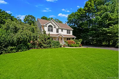 91 Traction Boulevard, Patchogue, NY 11772 - Photo 2