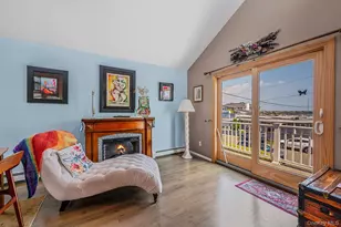 32 Yacht Club Rd, Babylon, NY 11702 - Photo 10