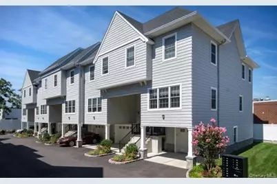 1 Wallace Court #5, Valley Stream, NY 11580 - Photo 1