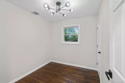 2907 Sipp Avenue, Medford, NY 11763 - Photo 22