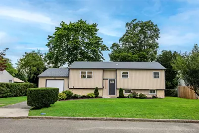 2907 Sipp Avenue, Medford, NY 11763 - Photo 42