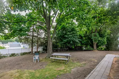 2907 Sipp Avenue, Medford, NY 11763 - Photo 48