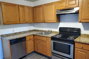 10 Sally Ln, Ridge, NY 11961 - Photo 6