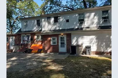 10 Sally Lane, Ridge, NY 11961 - Photo 2