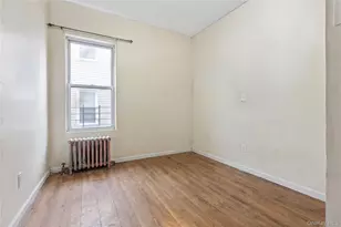 1727 Hunt Ave, Bronx, NY 10462 - Photo 12