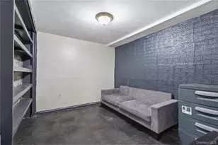 1727 Hunt Ave, Bronx, NY 10462 - Photo 14