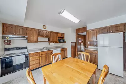 480 Fenimore Avenue, North Babylon, NY 11703 - Photo 18