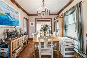 32 Aldred Ave, Rockville Centre, NY 11570 - Photo 4