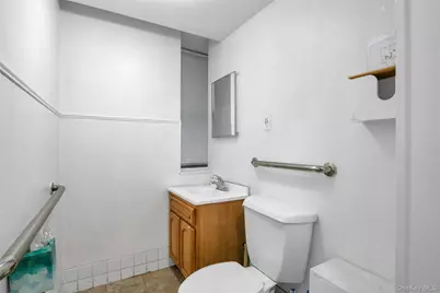 2400 Davidson Avenue #Ground FL Office, Bronx, NY 10468 - Photo 14