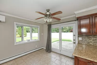 25 Rosanne Court, Nesconset, NY 11767 - Photo 14