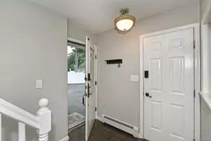 25 Rosanne Ct, Nesconset, NY 11767 - Photo 6
