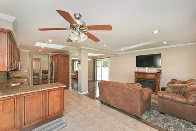 25 Rosanne Court, Nesconset, NY 11767 - Photo 16