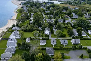 18 Smith Ln, Jamesport, NY 11947 - Photo 2