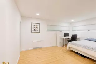 9 Arbor Rd, East Hills, NY 11577 - Photo 14