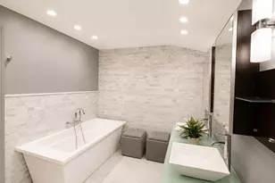 9 Arbor Rd, East Hills, NY 11577 - Photo 24
