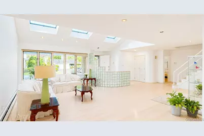 9 Arbor Road, East Hills, NY 11577 - Photo 6