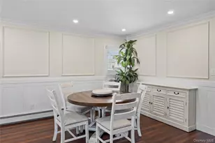 241 Houston St, Lindenhurst, NY 11757 - Photo 6