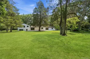 31 Saw Mill Rd, Cold Spring Harbor, NY 11724 - Photo 42