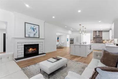 31 Saw Mill Road, Cold Spring Harbor, NY 11724 - Photo 6