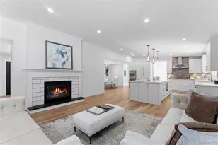31 Saw Mill Rd, Cold Spring Harbor, NY 11724 - Photo 6