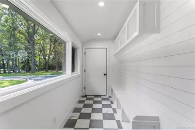 31 Saw Mill Road, Cold Spring Harbor, NY 11724 - Photo 12