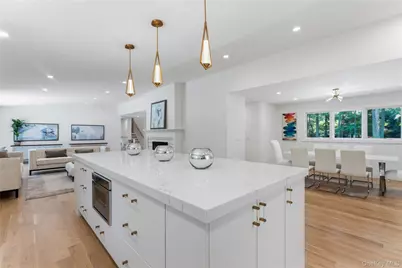 31 Saw Mill Road, Cold Spring Harbor, NY 11724 - Photo 14