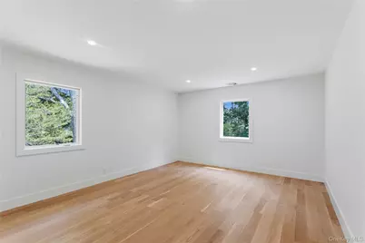 31 Saw Mill Road, Cold Spring Harbor, NY 11724 - Photo 36