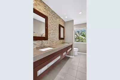 12 Princeton Drive, Syosset, NY 11791 - Photo 18