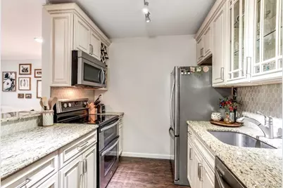 91 Richmond Boulevard #3A, Ronkonkoma, NY 11779 - Photo 2