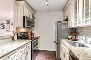 91 Richmond Blvd, Ronkonkoma, NY 11779 - Photo 2