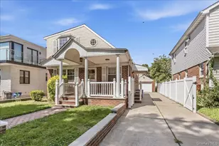 82-56 248th St, Bellerose, NY 11426 - Photo 2