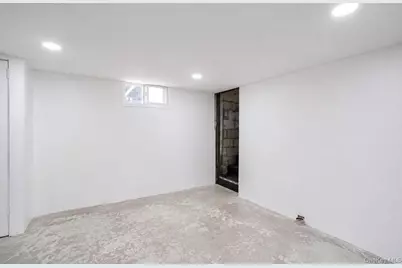341 12th Street, West Babylon, NY 11704 - Photo 22