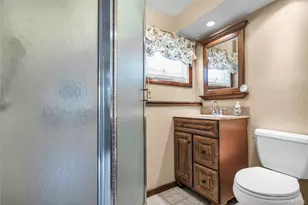 4 Crabapple Ln, Commack, NY 11725 - Photo 12