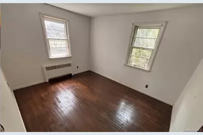 120 Clunie Avenue, Yonkers, NY 10703 - Photo 4