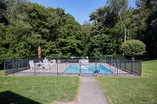 116 Schoolhouse Ln, Hopewell Junction, NY 12533 - Photo 6