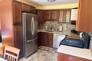 42 Manor Dr, Cornwall, NY 12518 - Photo 8