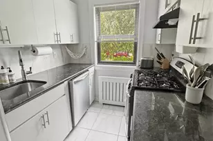 199-08 21st, Whitestone, NY 11357 - Photo 4