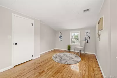 718 Elmwood Road, West Babylon, NY 11704 - Photo 12