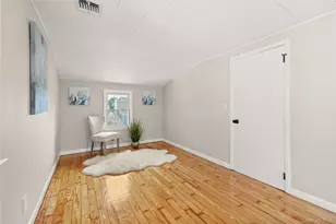 718 Elmwood Rd, West Babylon, NY 11704 - Photo 16
