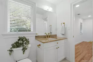 17 Nadworny Ln, Stony Brook, NY 11790 - Photo 18