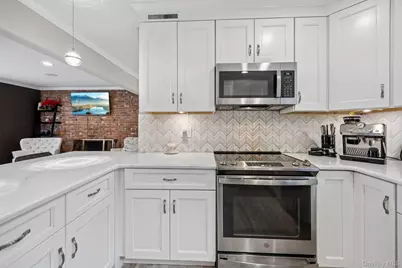 4 Holly Lane, Rye Brook, NY 10573 - Photo 10