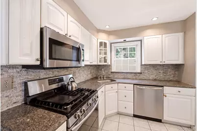 46 Catherine Street, East Northport, NY 11731 - Photo 6
