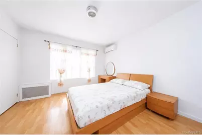 2007 E 28th Street, Brooklyn, NY 11229 - Photo 18