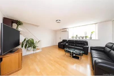 2007 E 28th Street, Brooklyn, NY 11229 - Photo 8