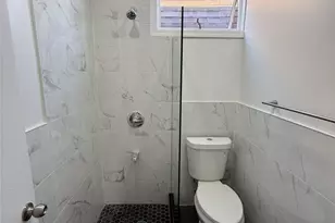 2528 Poplar St, Bronx, NY 10461 - Photo 6