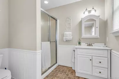 29 Timber Road, Glen Cove, NY 11542 - Photo 18