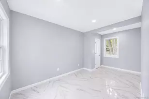 306 Greeley Ave, Sayville, NY 11782 - Photo 14