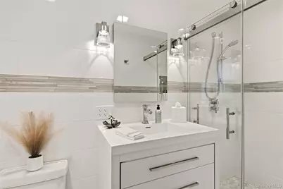 61 Viola Drive, Glen Cove, NY 11542 - Photo 34