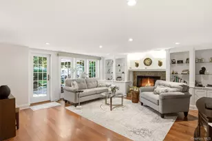 61 Viola Dr, Glen Cove, NY 11542 - Photo 22